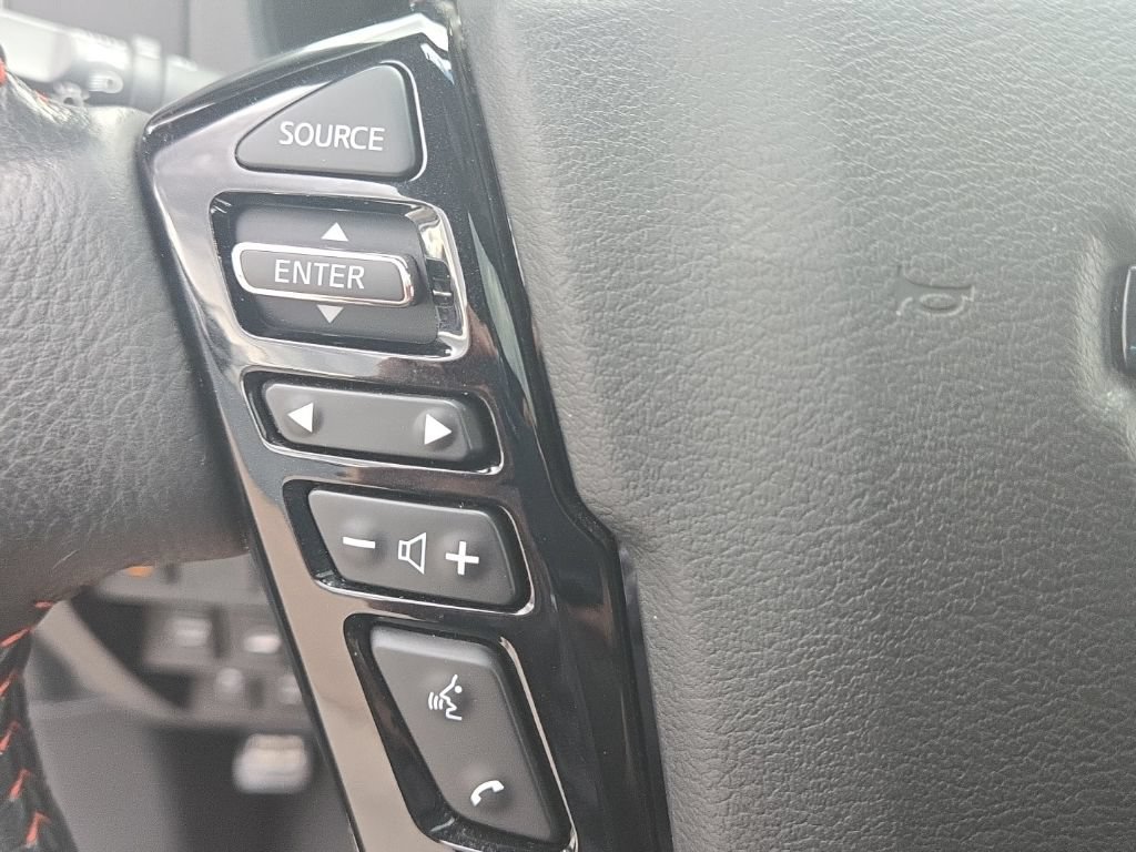 Used 2023 Nissan Frontier PRO-4X w/ Pro-4X Premium Package AWD/4WD image 34