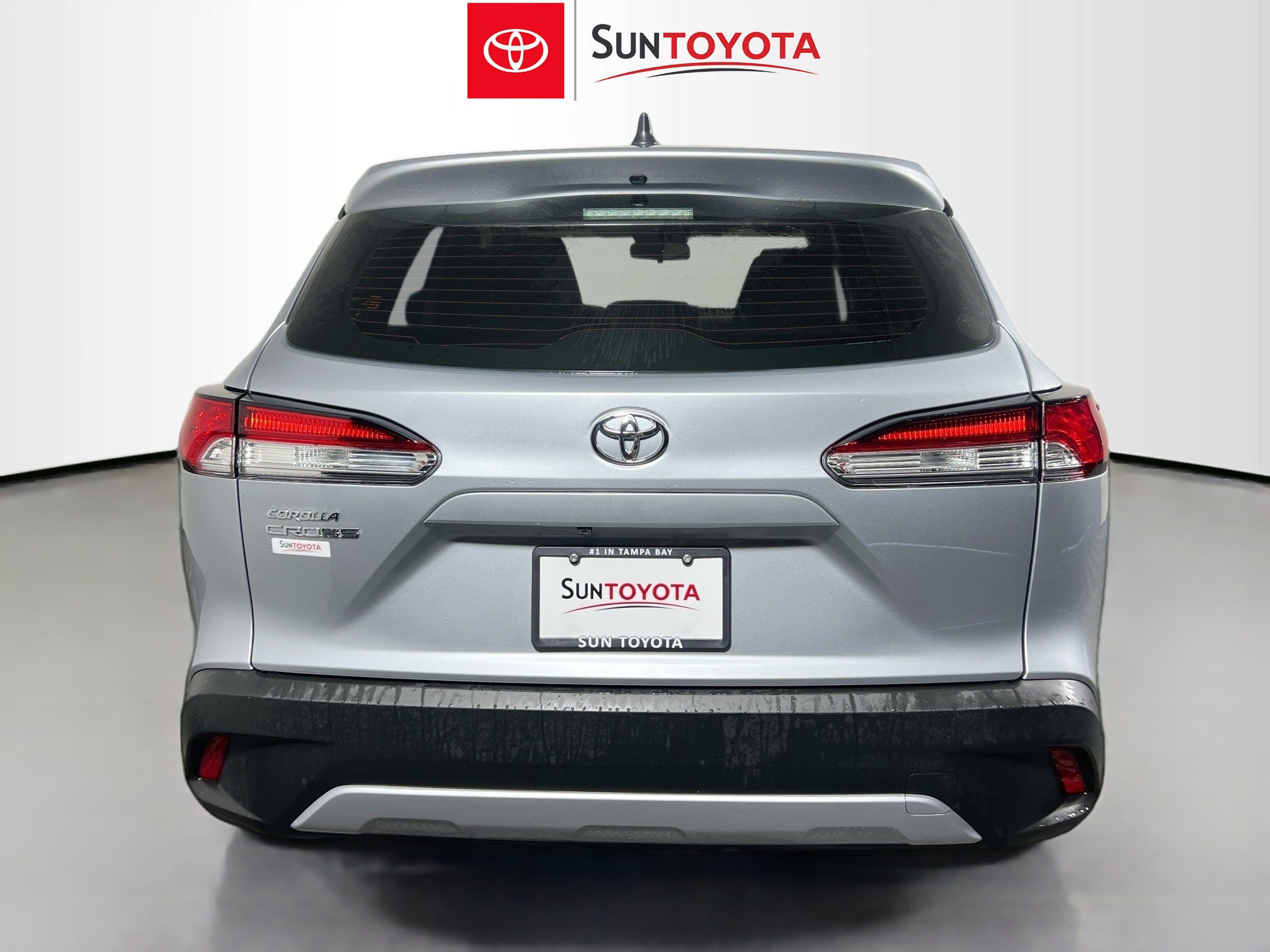 Used 2024 Toyota Corolla Cross L FWD image 5