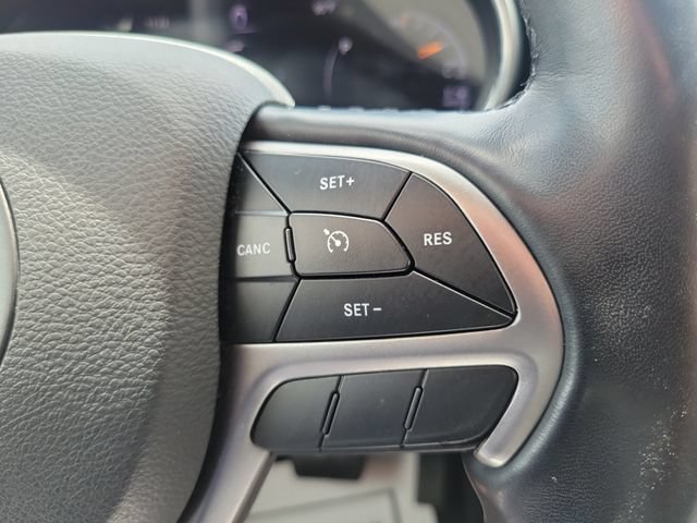 Used 2022 Jeep Grand Cherokee Limited AWD/4WD image 23