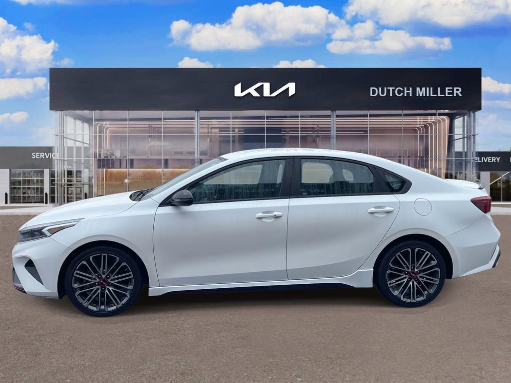 Used 2023 Kia Forte GT image 4