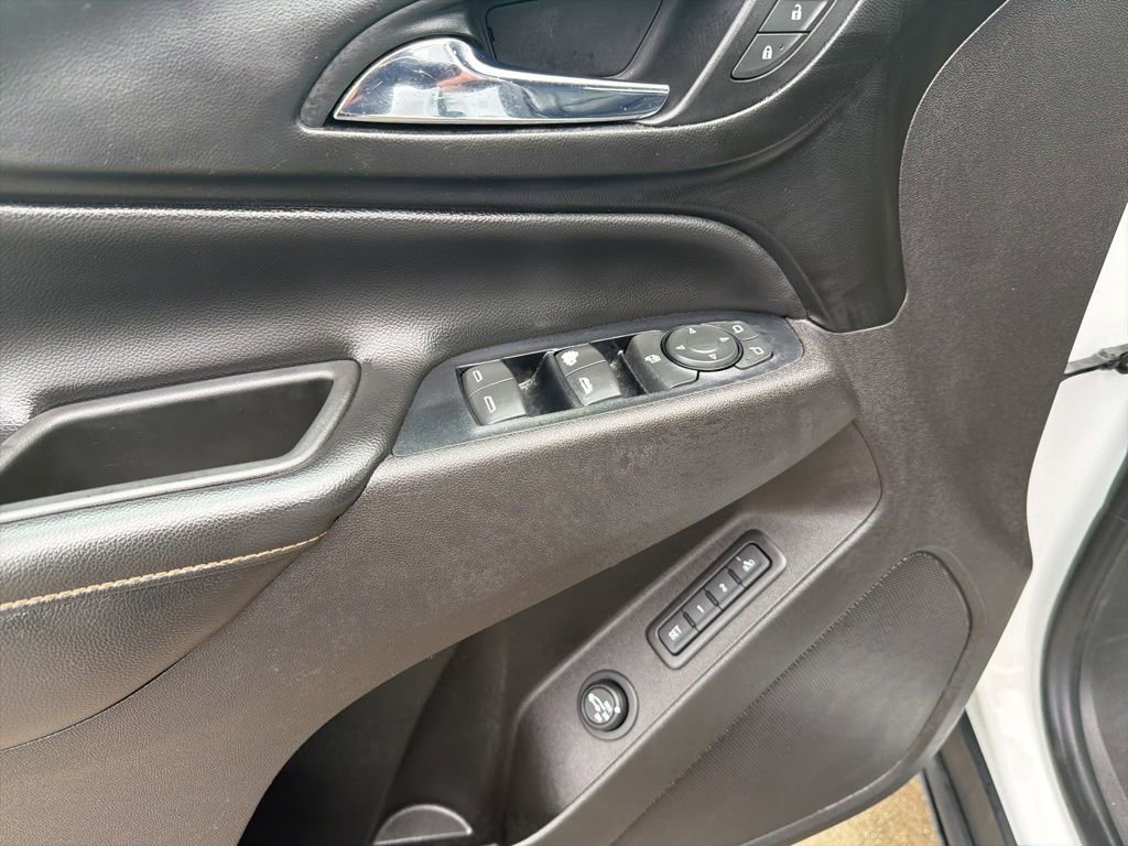 Used 2019 Chevrolet Equinox Premier w/ LPO, Floor Liner Package image 16