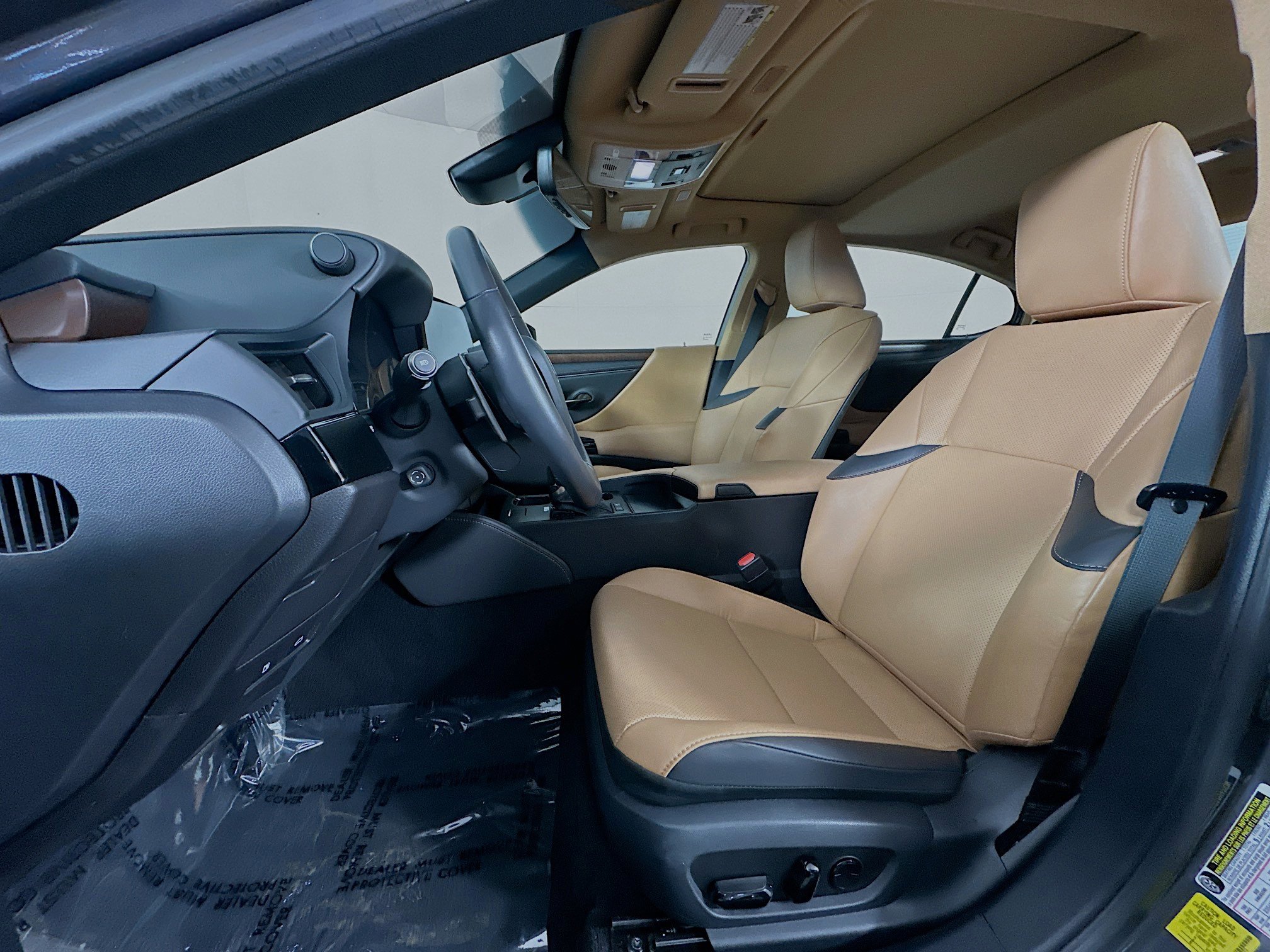 Used 2025 Lexus ES 300h ES 300h w/ Premium Package image 22