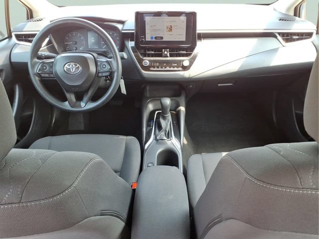 Used 2025 Toyota Corolla LE FWD image 21