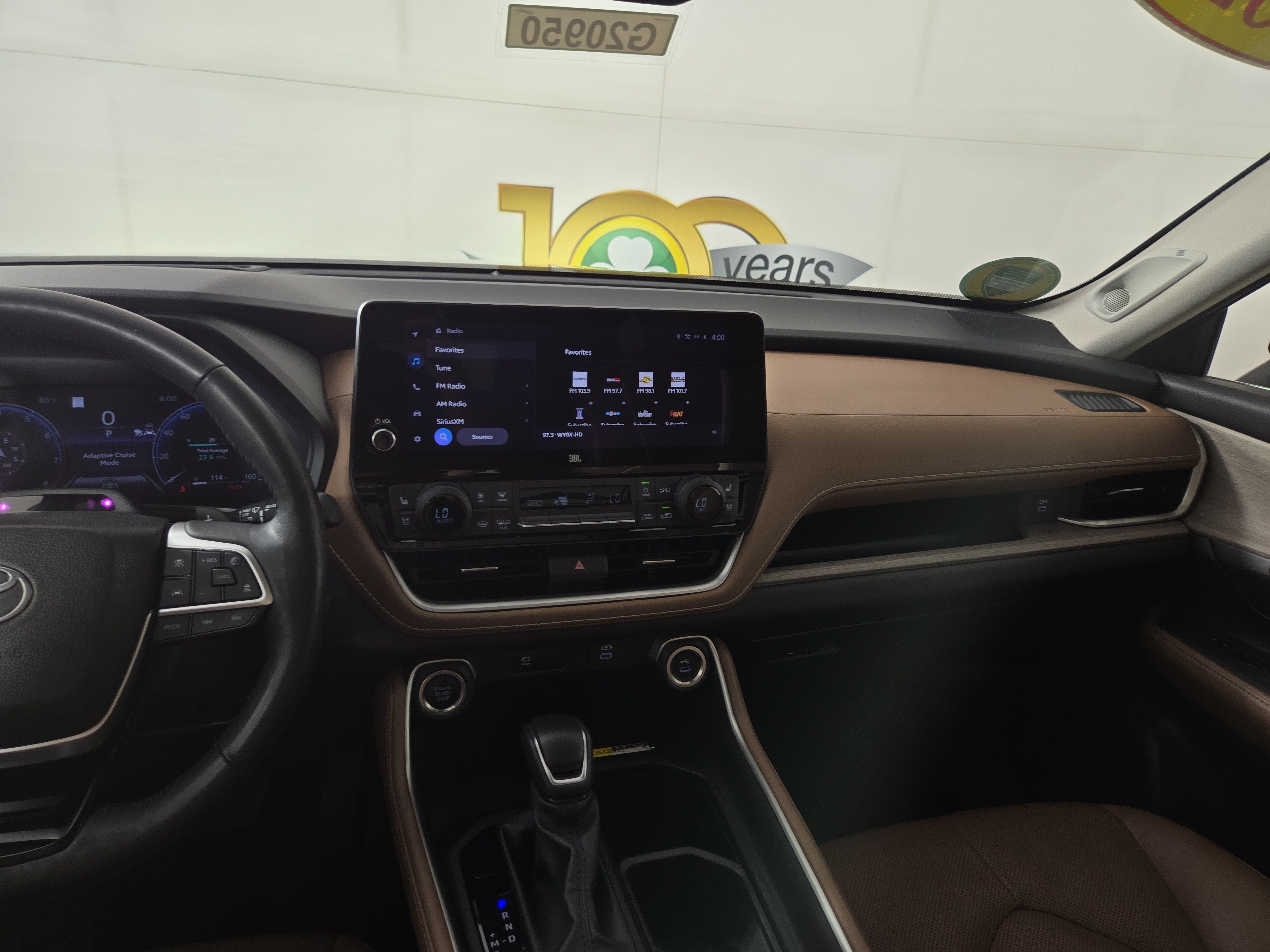 Used 2024 Toyota Grand Highlander AWD image 25