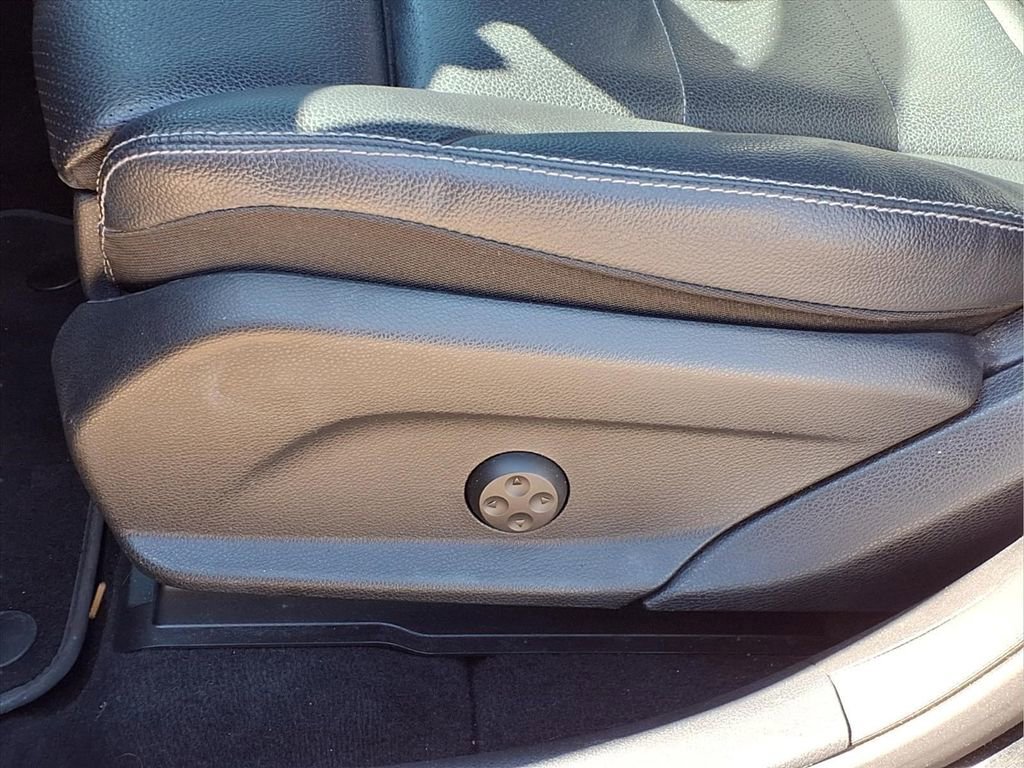 Used 2021 Mercedes-Benz GLC 300 image 22