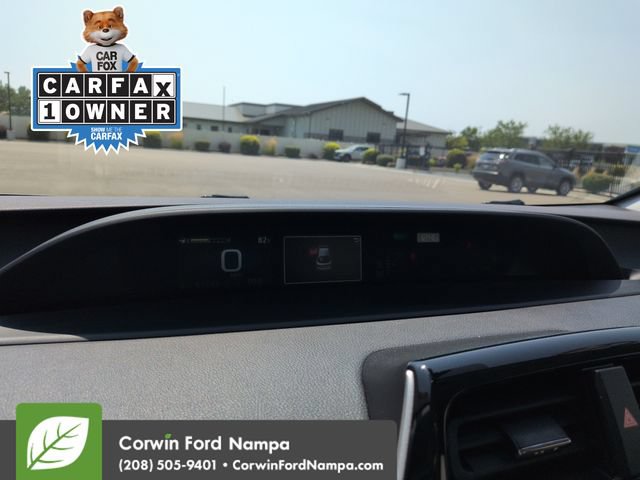 Used 2022 Toyota Prius XLE w/ Advanced Technology Package AWD/4WD image 15