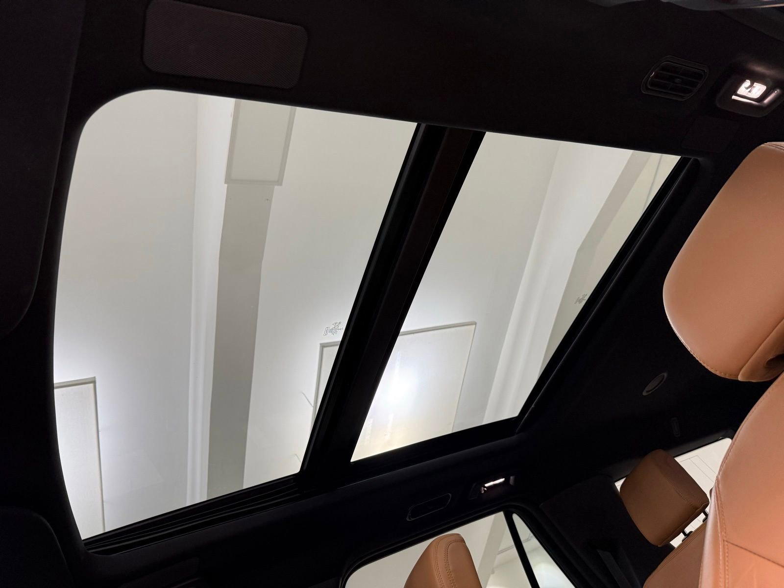 Used 2023 Ford Expedition Max Platinum image 19