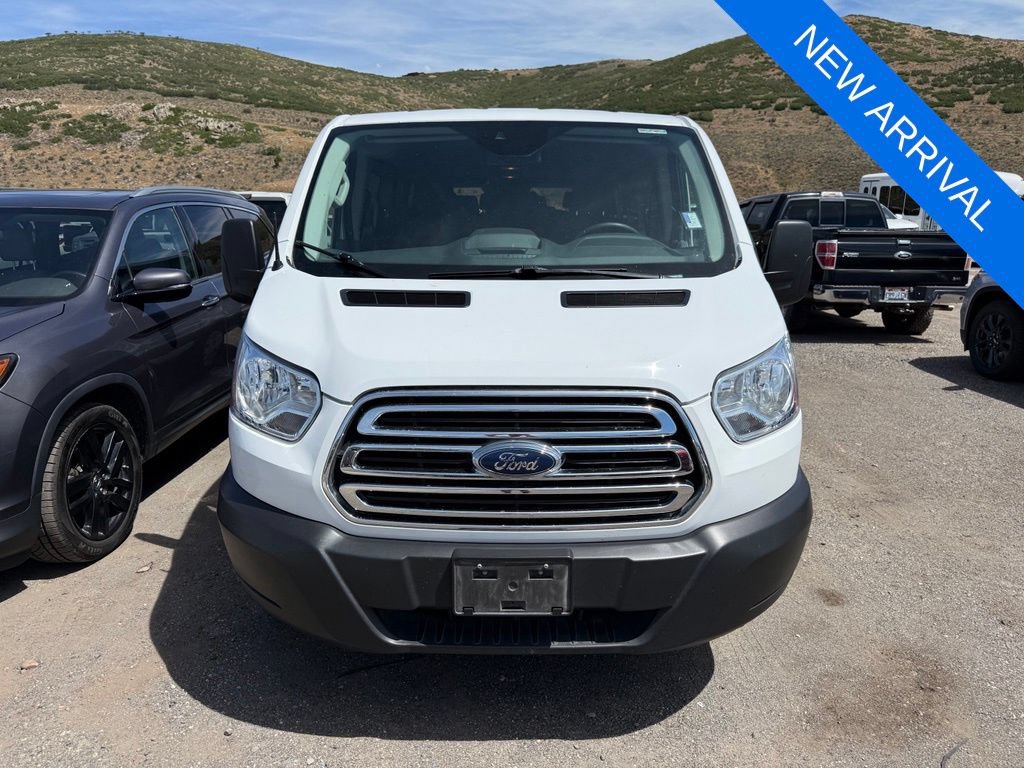 Used 2019 Ford Transit 350 XLT RWD image 2