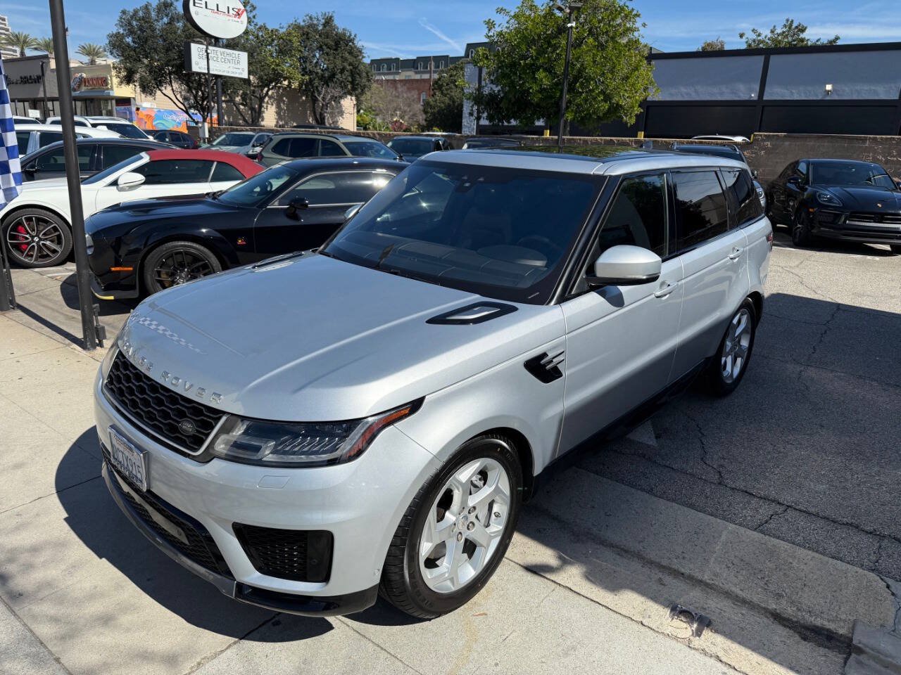 Used 2018 Land Rover Range Rover Sport HSE AWD/4WD image 14