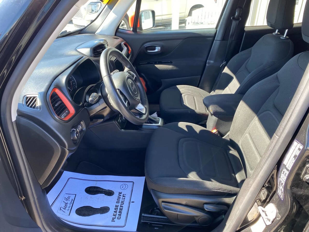 Used 2020 Jeep Renegade Latitude image 11