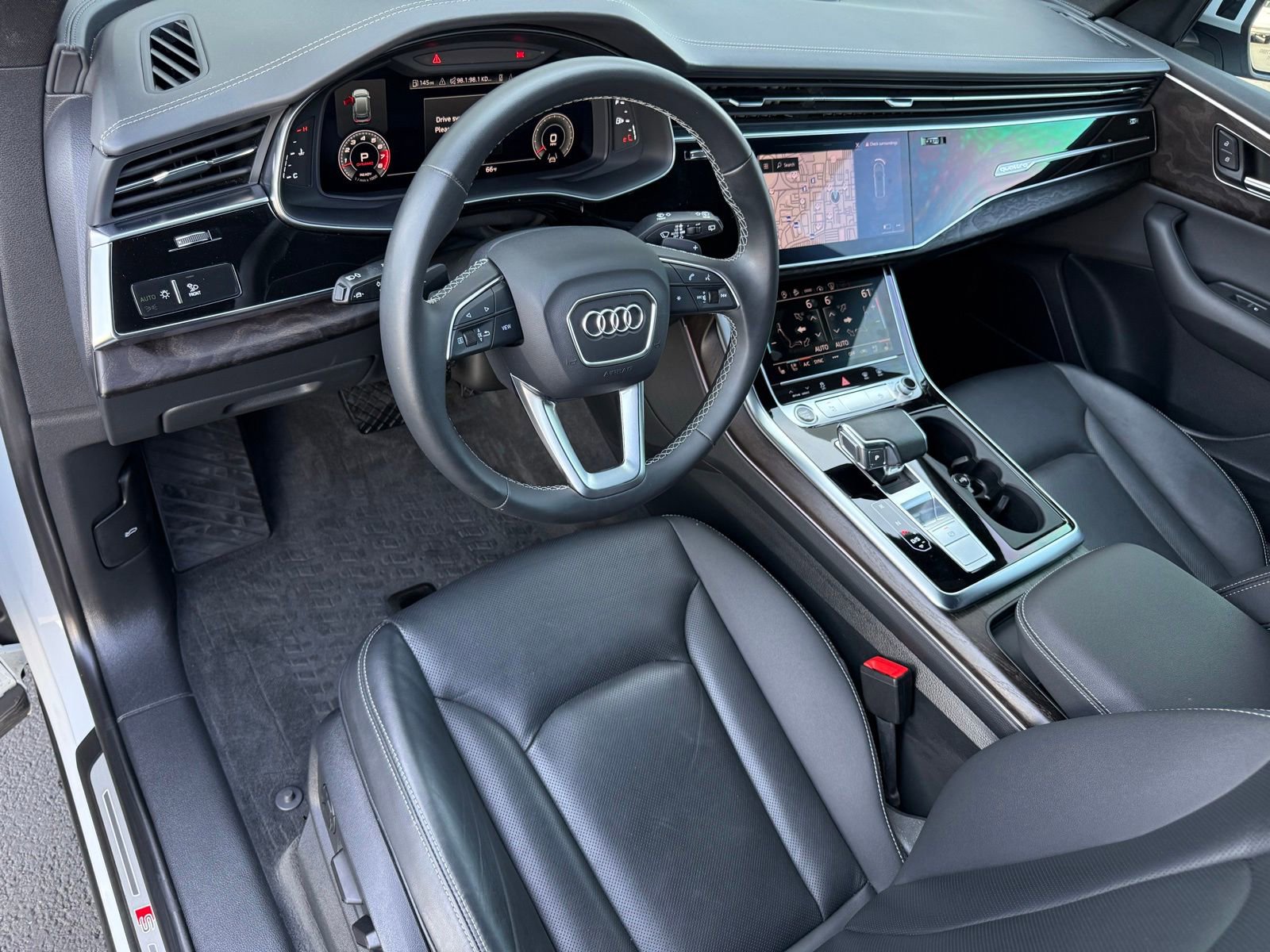 Used 2021 Audi Q8 Prestige w/ Prestige Package AWD/4WD image 11