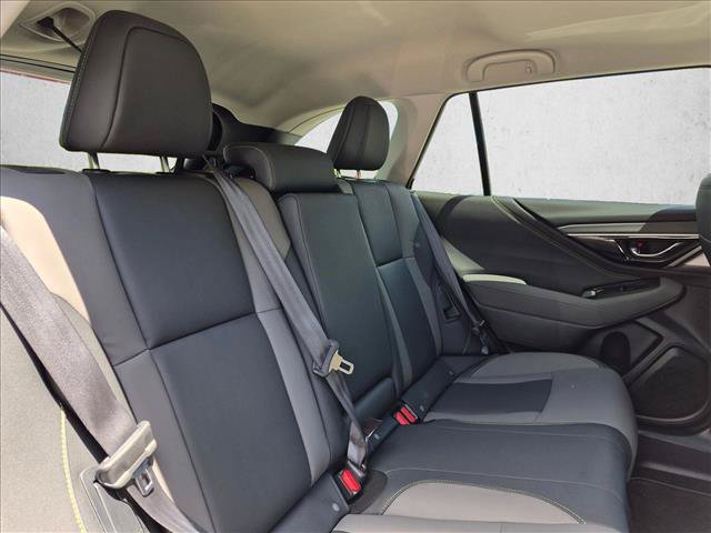 Used 2025 Subaru Outback Onyx Edition AWD/4WD image 20