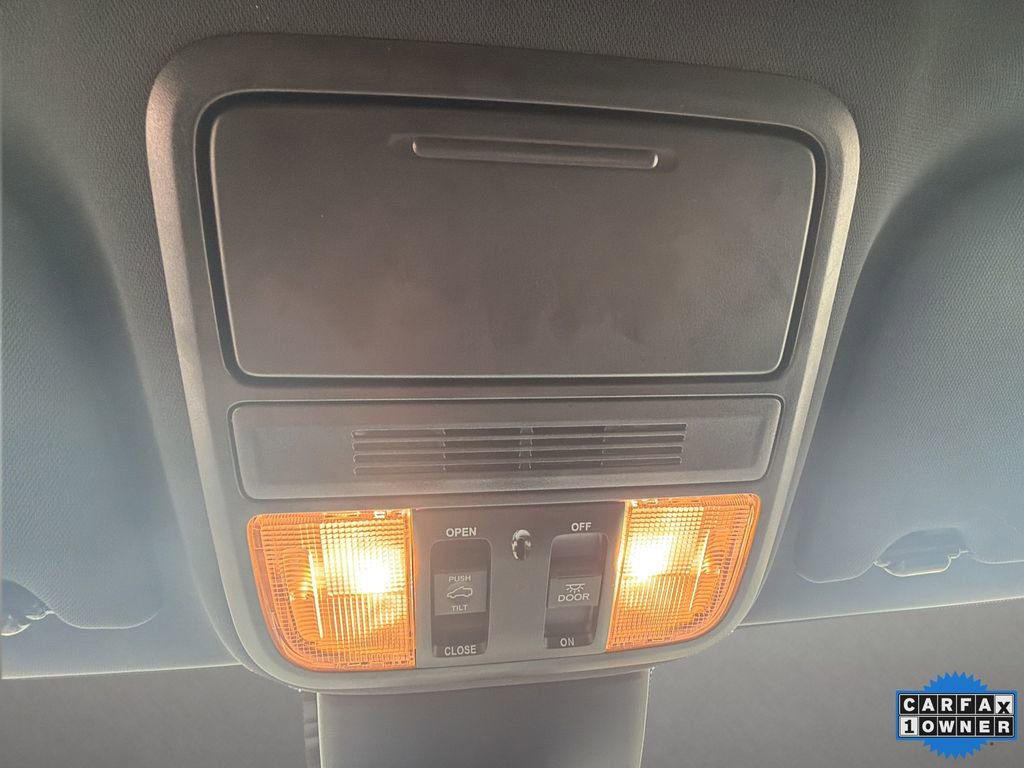 Used 2025 Honda Odyssey Sport-L image 44