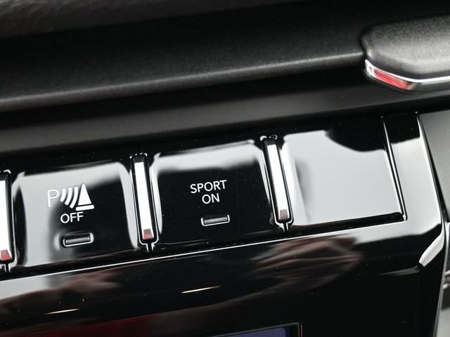 Used 2025 Jeep Grand Cherokee L Laredo w/ MOPAR Finishing Package AWD/4WD image 21