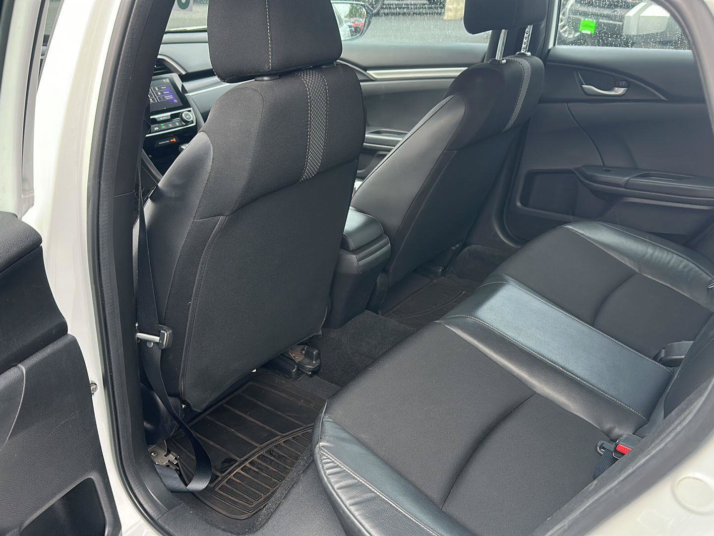 Used 2019 Honda Civic Sport image 8