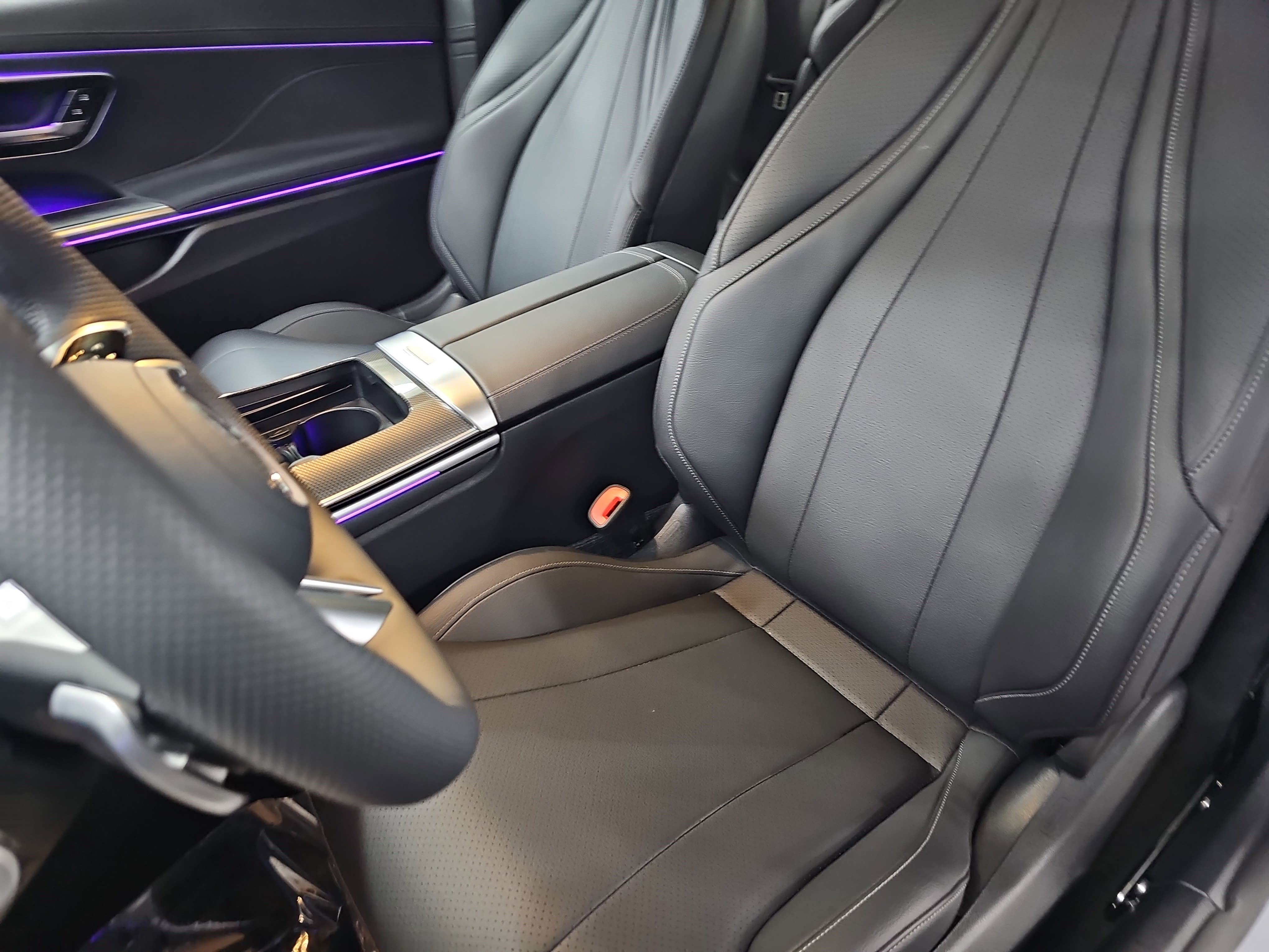 Certified 2026 Mercedes-Benz CLE 300 4MATIC Coupe image 17