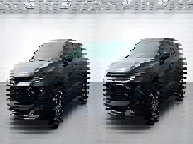 Used 2023 Chevrolet Blazer LT w/ Driver Confidence Package image 8