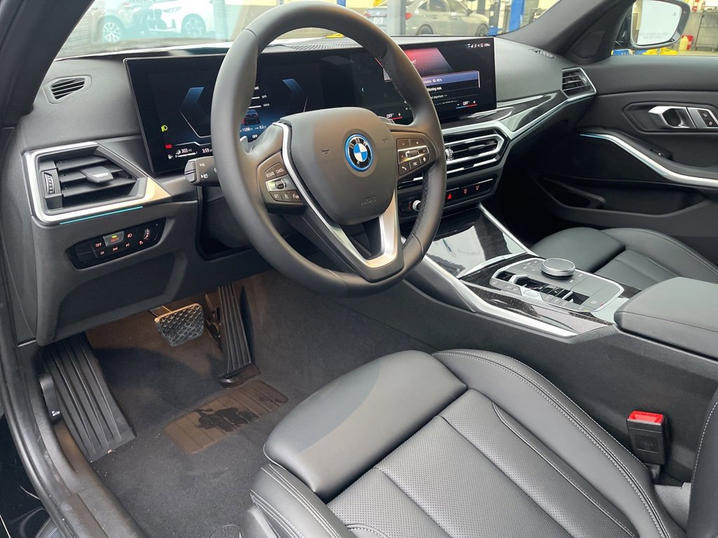 Certified 2023 BMW 330e w/ Driving Assistance Package image 15
