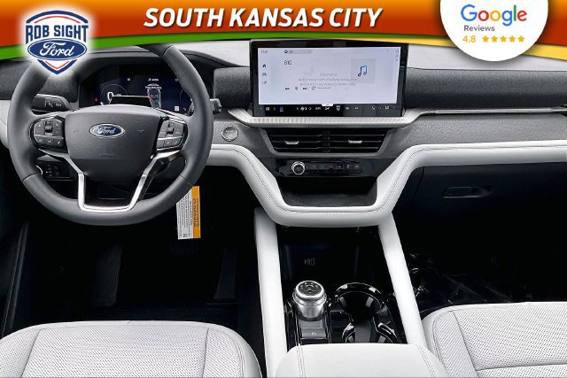 New 2026 Ford Explorer Platinum w/ LUX Leather Package AWD/4WD image 5