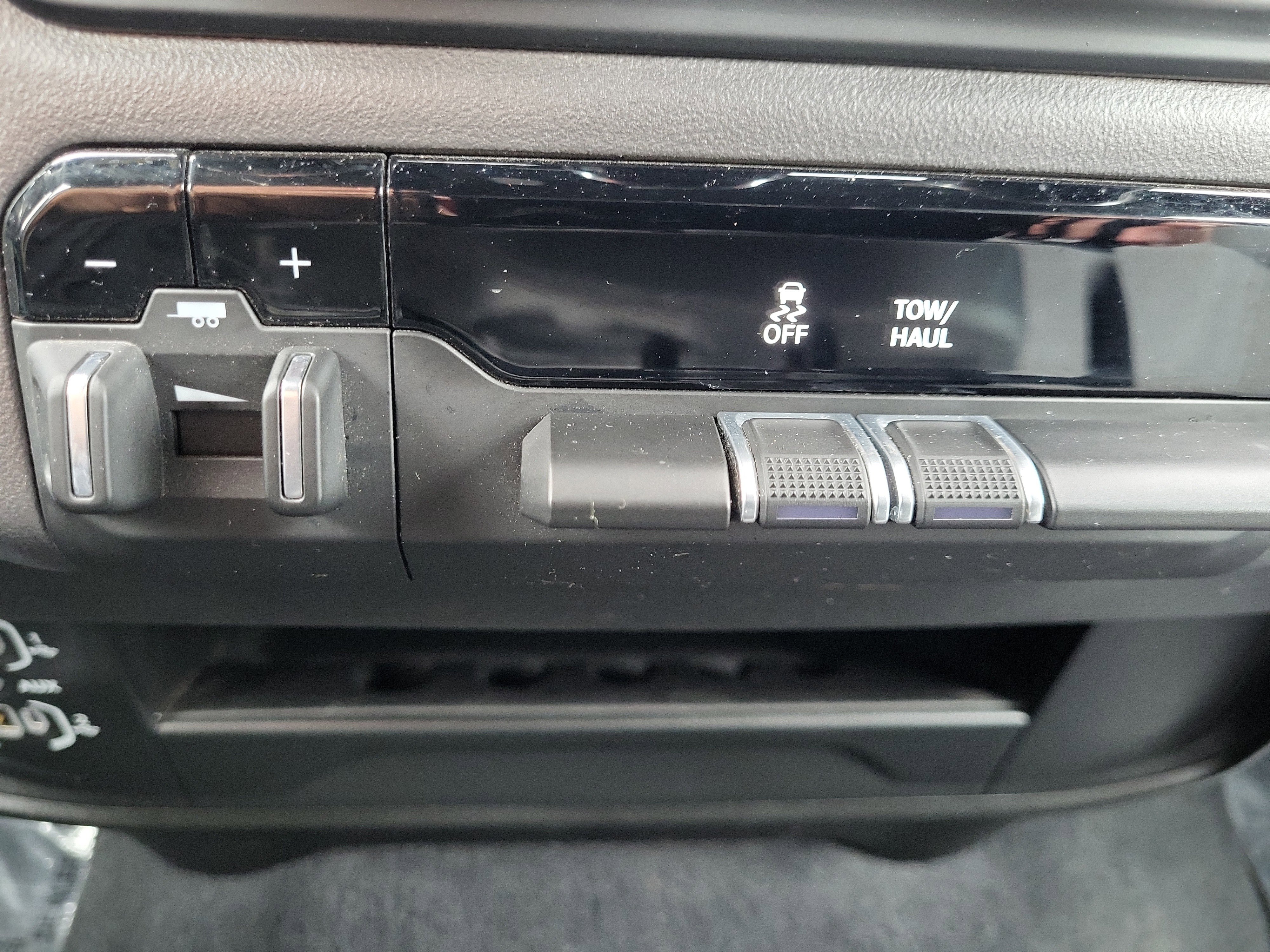 Used 2024 RAM 2500 Big Horn w/ Bed Utility Group image 28