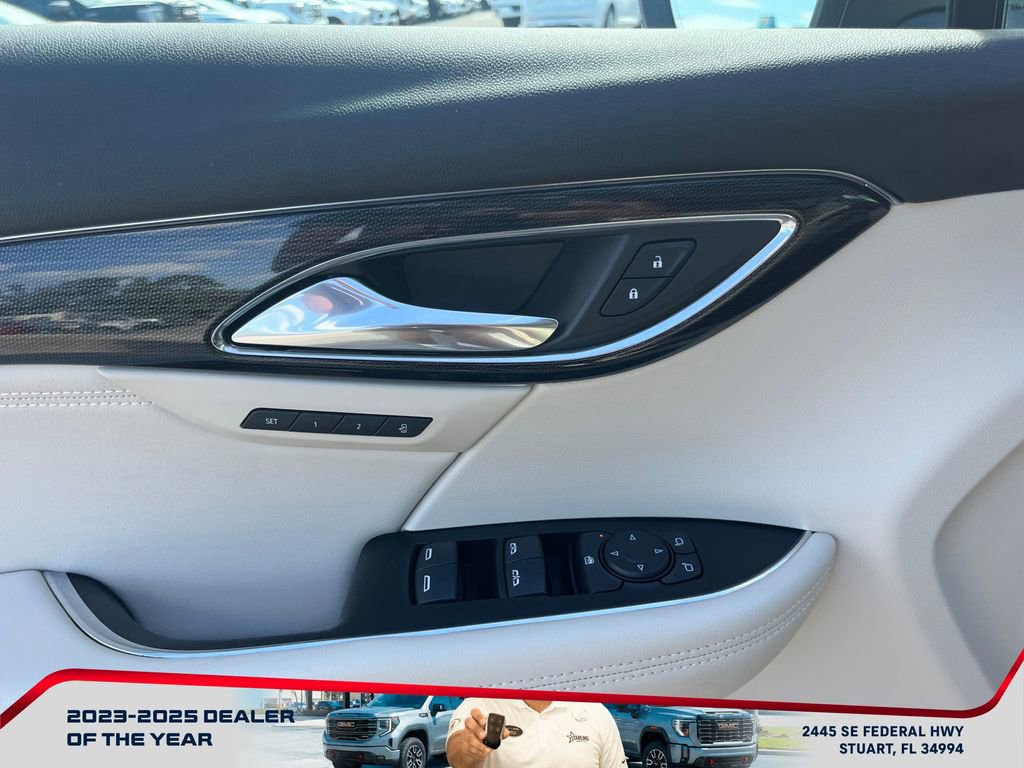Used 2023 Buick Envision Essence image 22