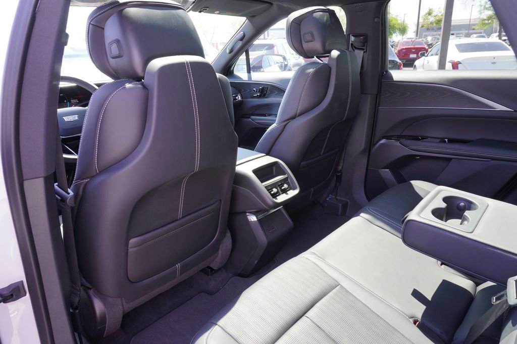 New 2025 Cadillac Lyriq Sport AWD/4WD image 9