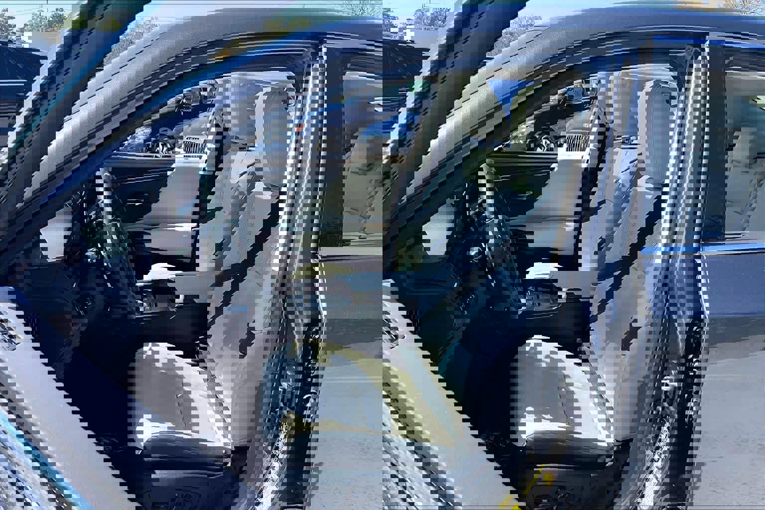 Used 2023 Lexus ES 350 w/ Premium Package image 8