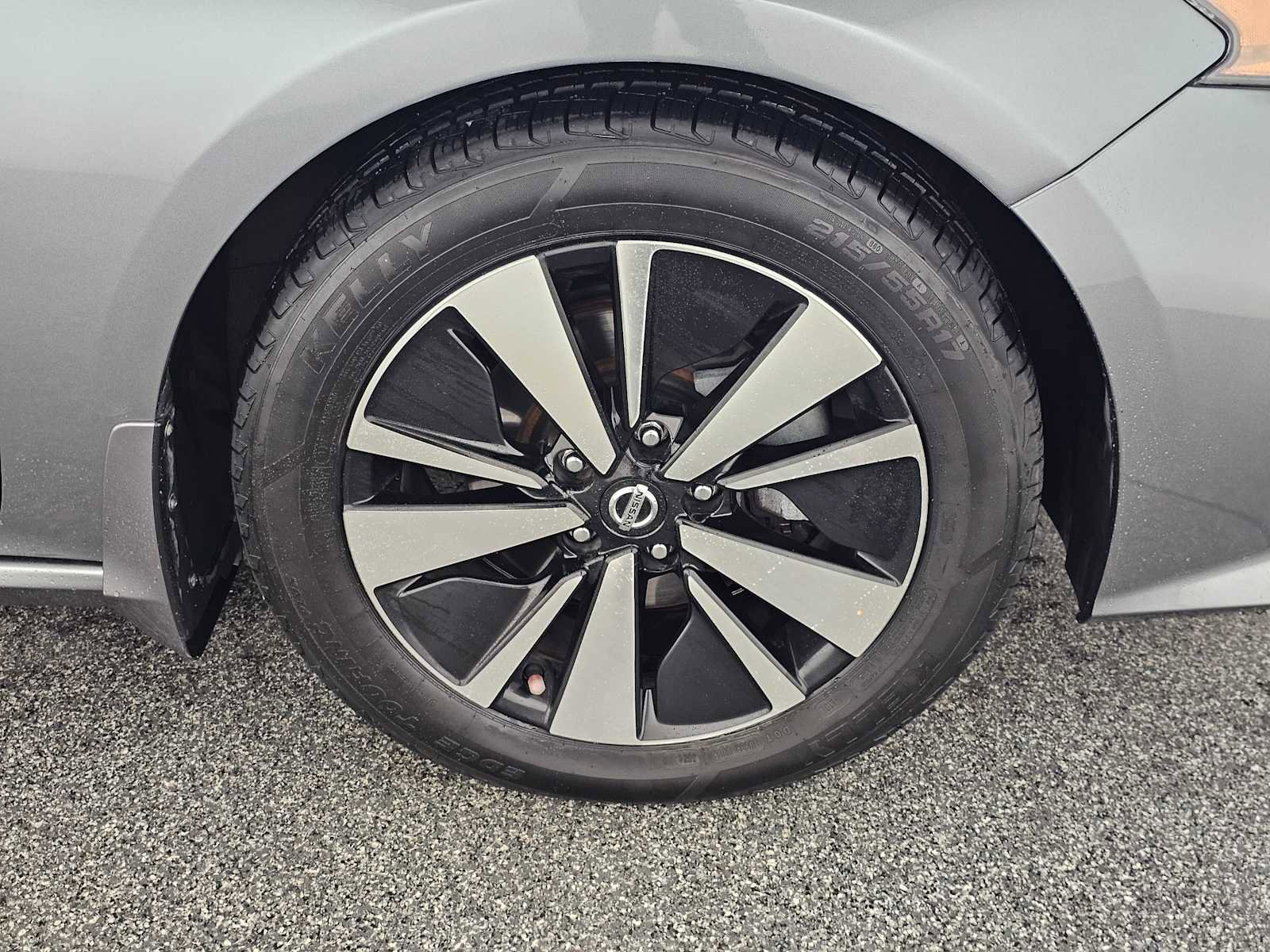 Used 2020 Nissan Altima 2.5 SV image 9