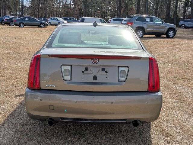 Used 2011 Cadillac STS image 4