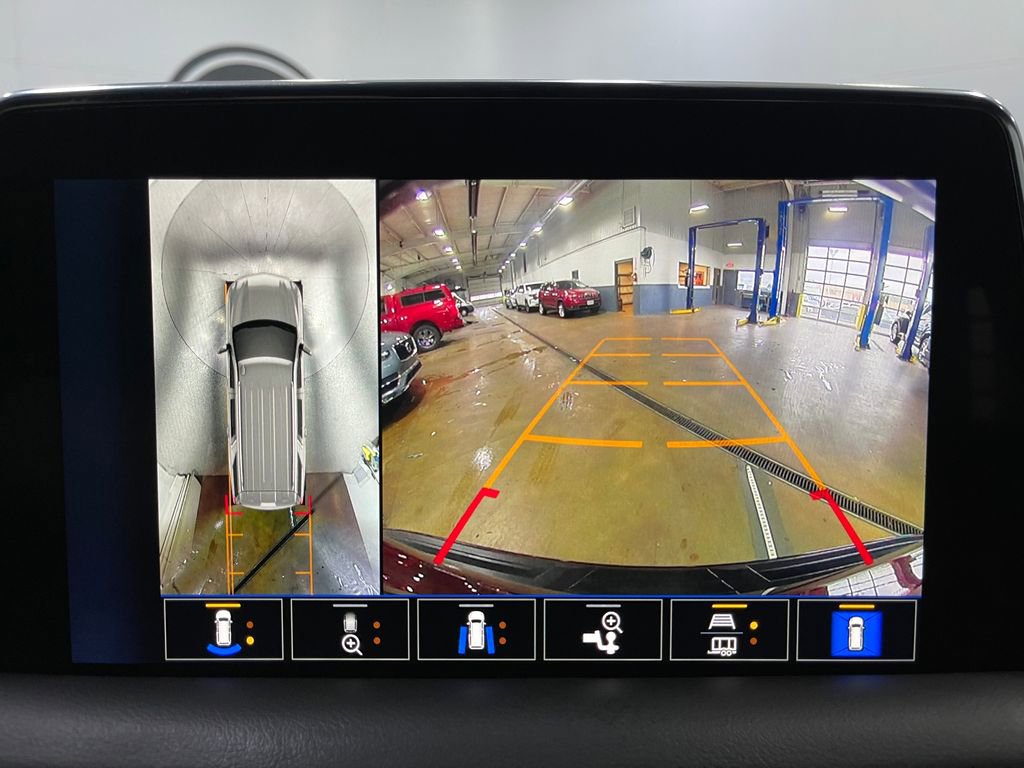 Used 2023 Chevrolet Tahoe LT w/ Luxury Package image 11