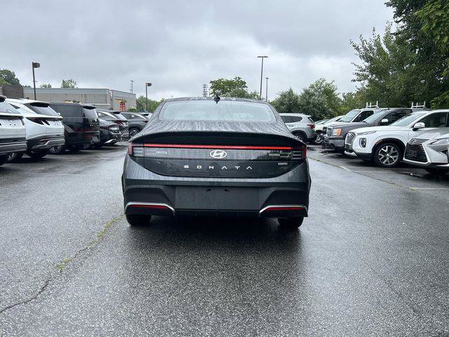 New 2026 Hyundai Sonata Blue FWD image 3
