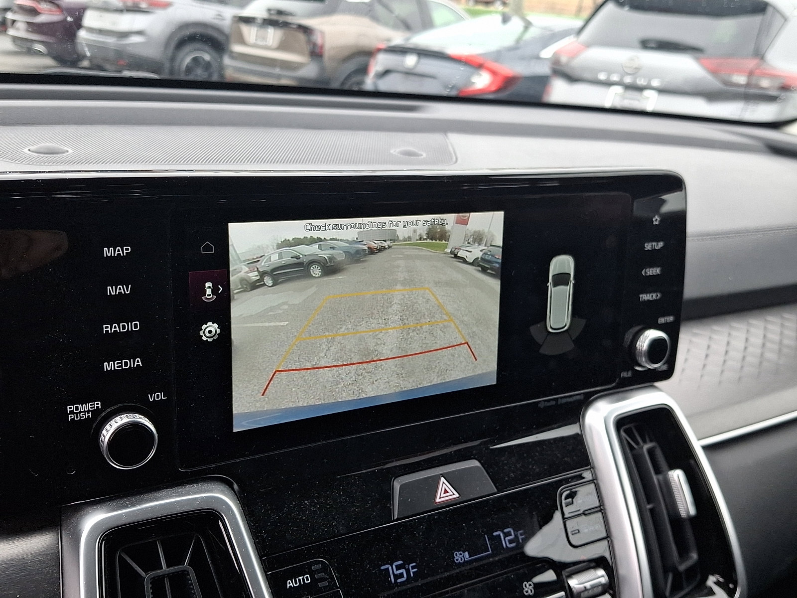 Used 2022 Kia Sorento SX image 18