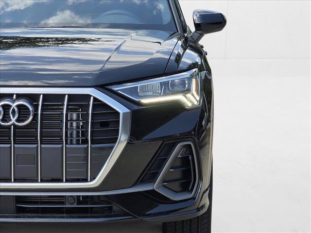 New 2025 Audi Q3 2.0T Premium w/ Convenience Package AWD/4WD image 10