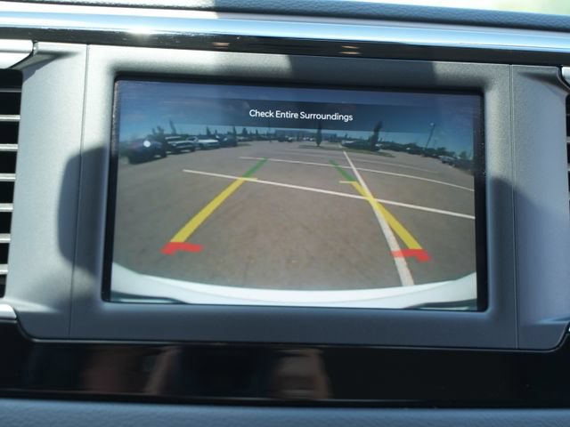 Used 2023 Chrysler Voyager LX FWD image 28