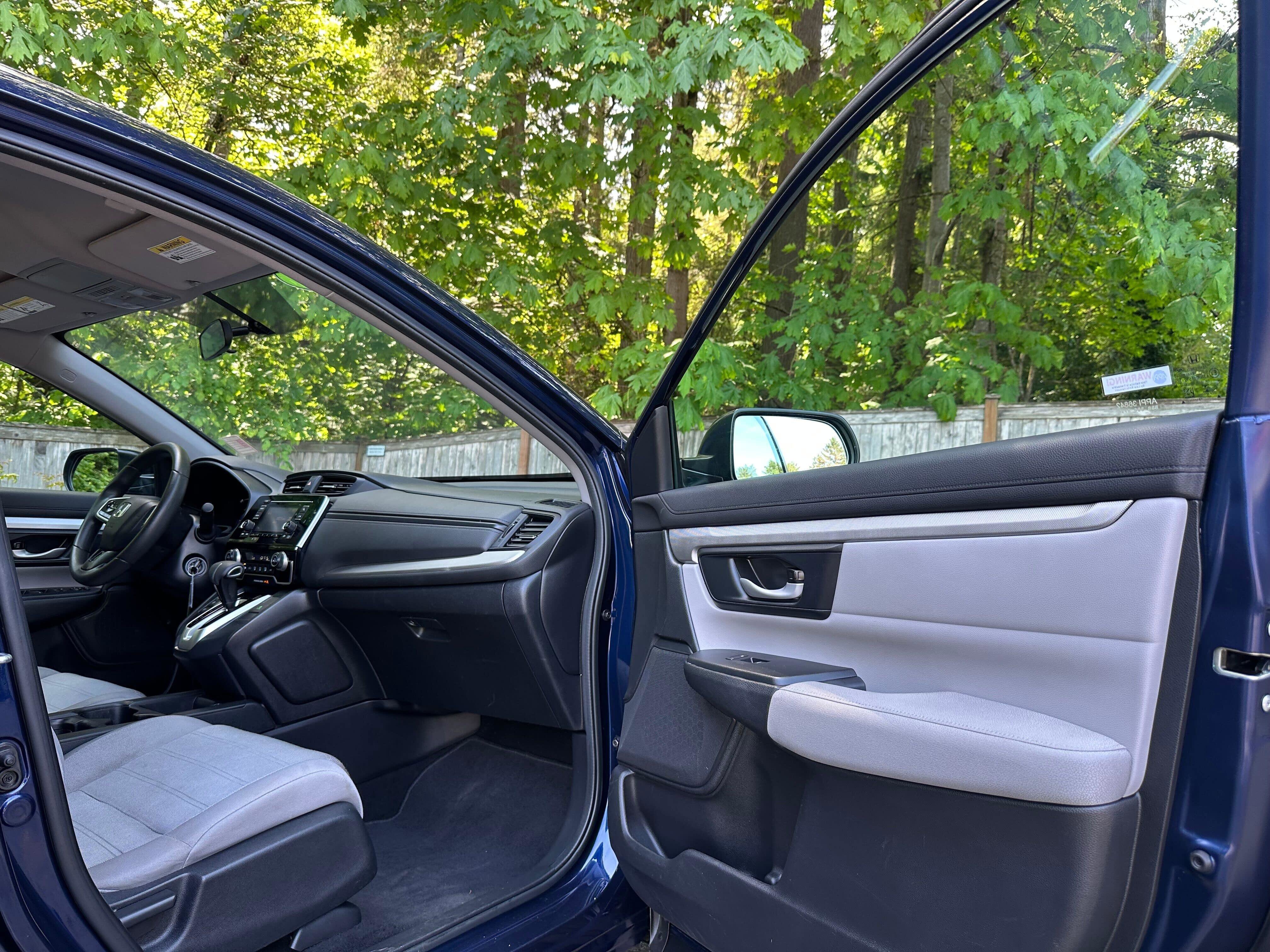Used 2019 Honda CR-V LX image 11
