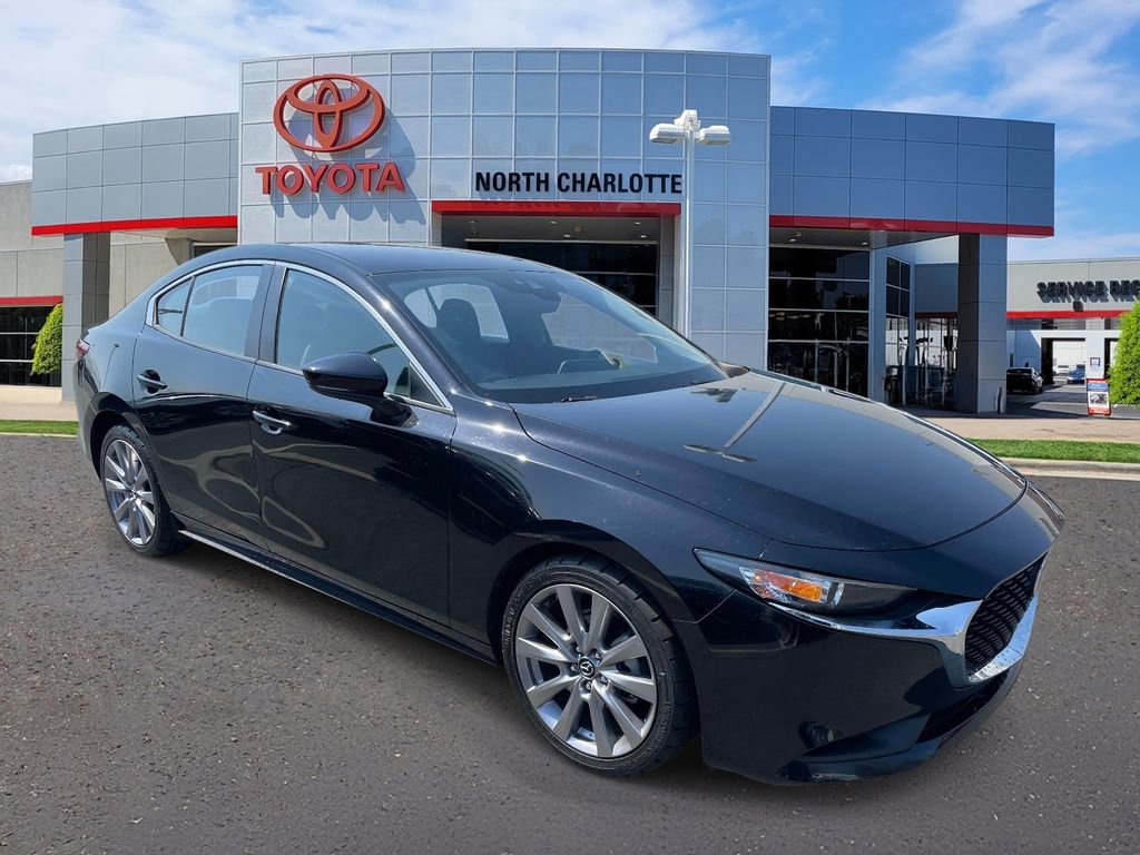 Used 2021 MAZDA MAZDA3 s image 1
