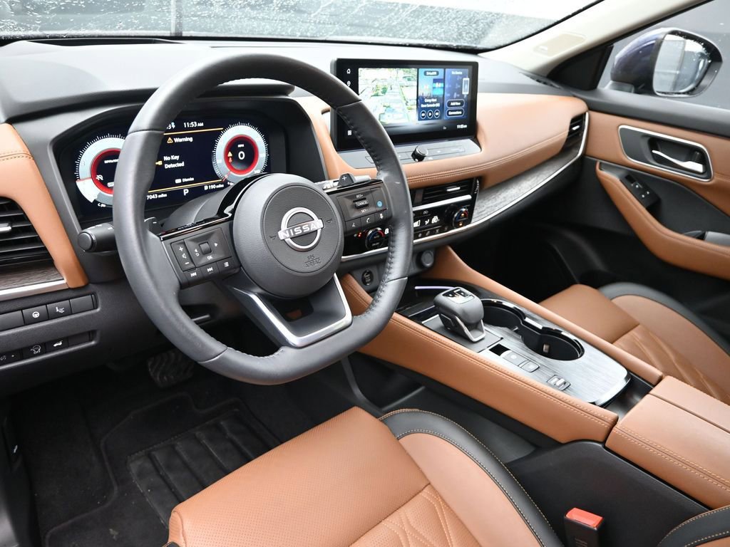 Used 2024 Nissan Rogue Platinum w/ Platinum Premium Package image 18