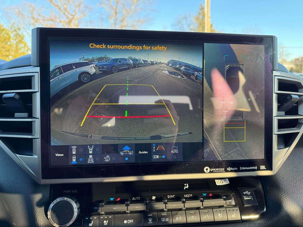 Used 2024 Toyota Tundra Limited image 26