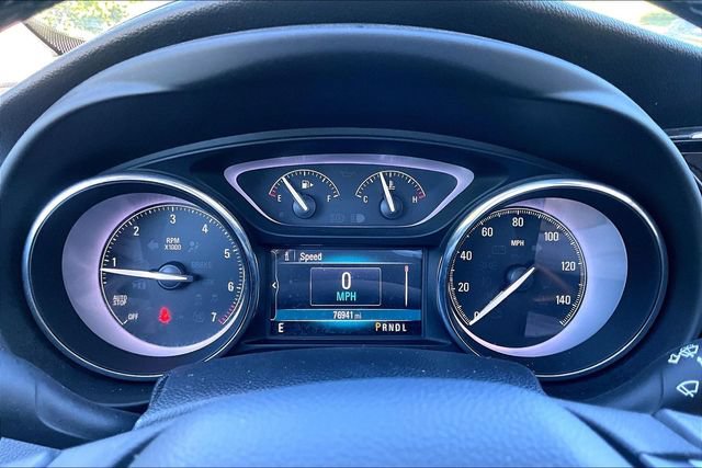 Used 2020 Buick Envision Essence AWD/4WD image 19