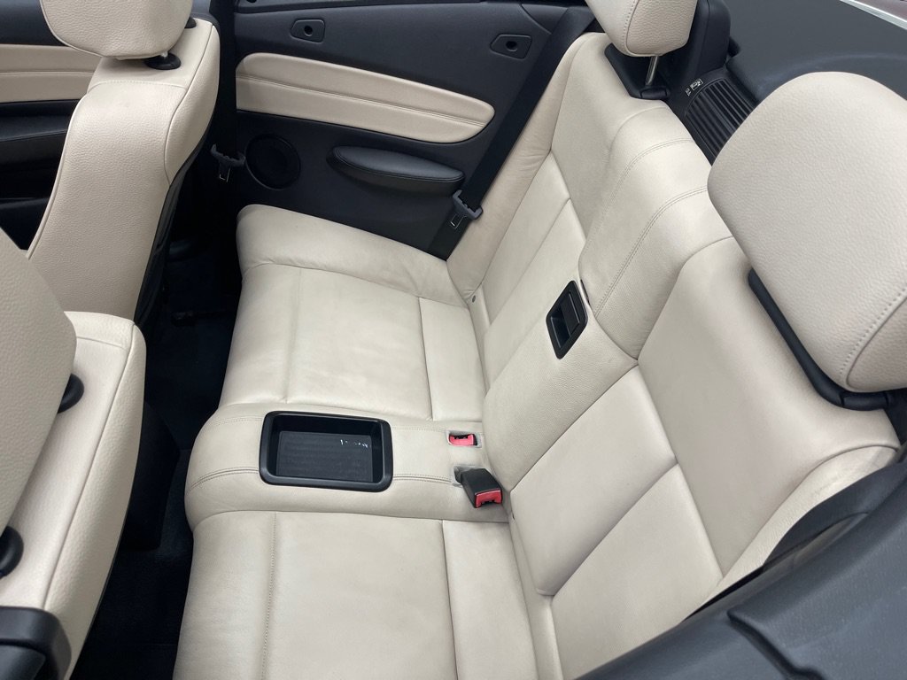 Used 2013 BMW 128i Convertible RWD image 32
