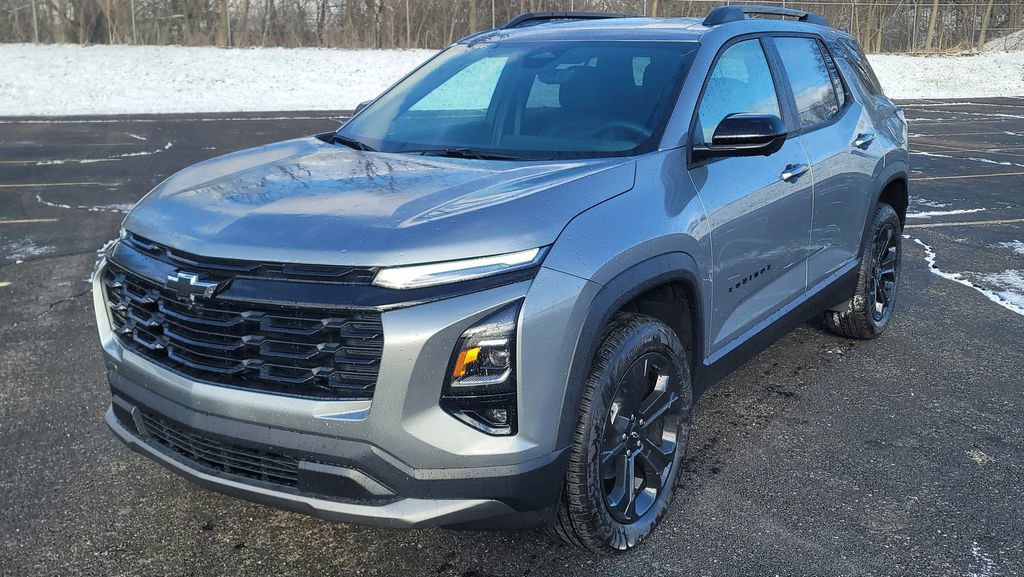 New 2026 Chevrolet Equinox LT w/ Convenience Package II image 2