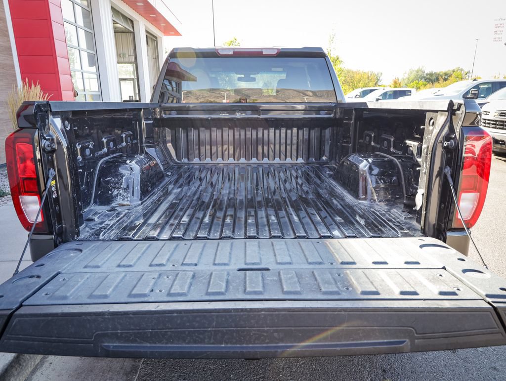 Used 2021 GMC Sierra 1500 SLE w/ Remote Start Package AWD/4WD image 5
