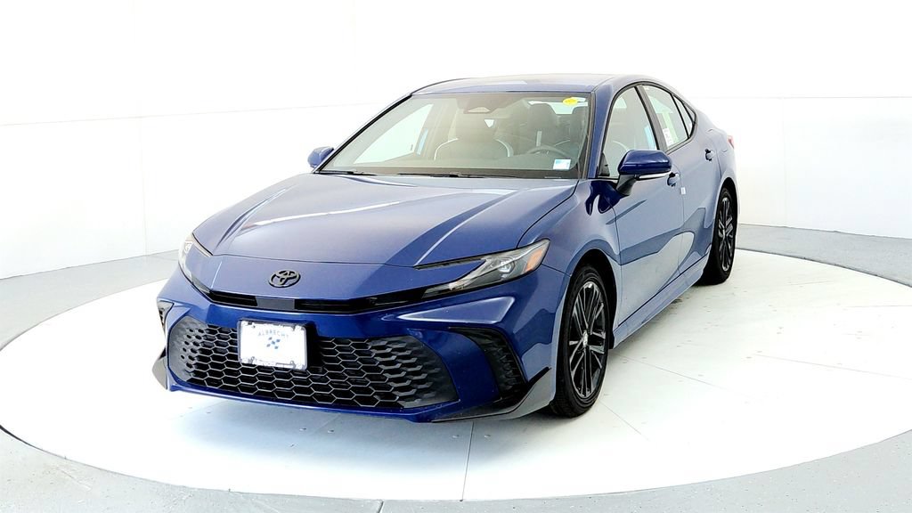 New 2026 Toyota Camry SE FWD image 2