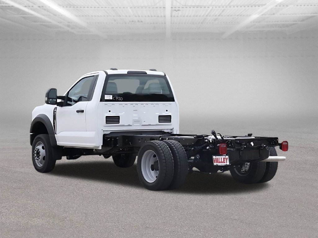 New 2025 Ford F550 4x4 Regular Cab Super Duty image 7
