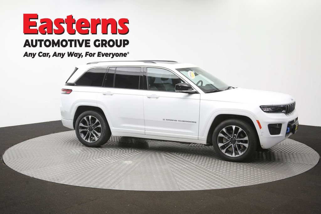 Used 2022 Jeep Grand Cherokee Overland AWD/4WD image 51