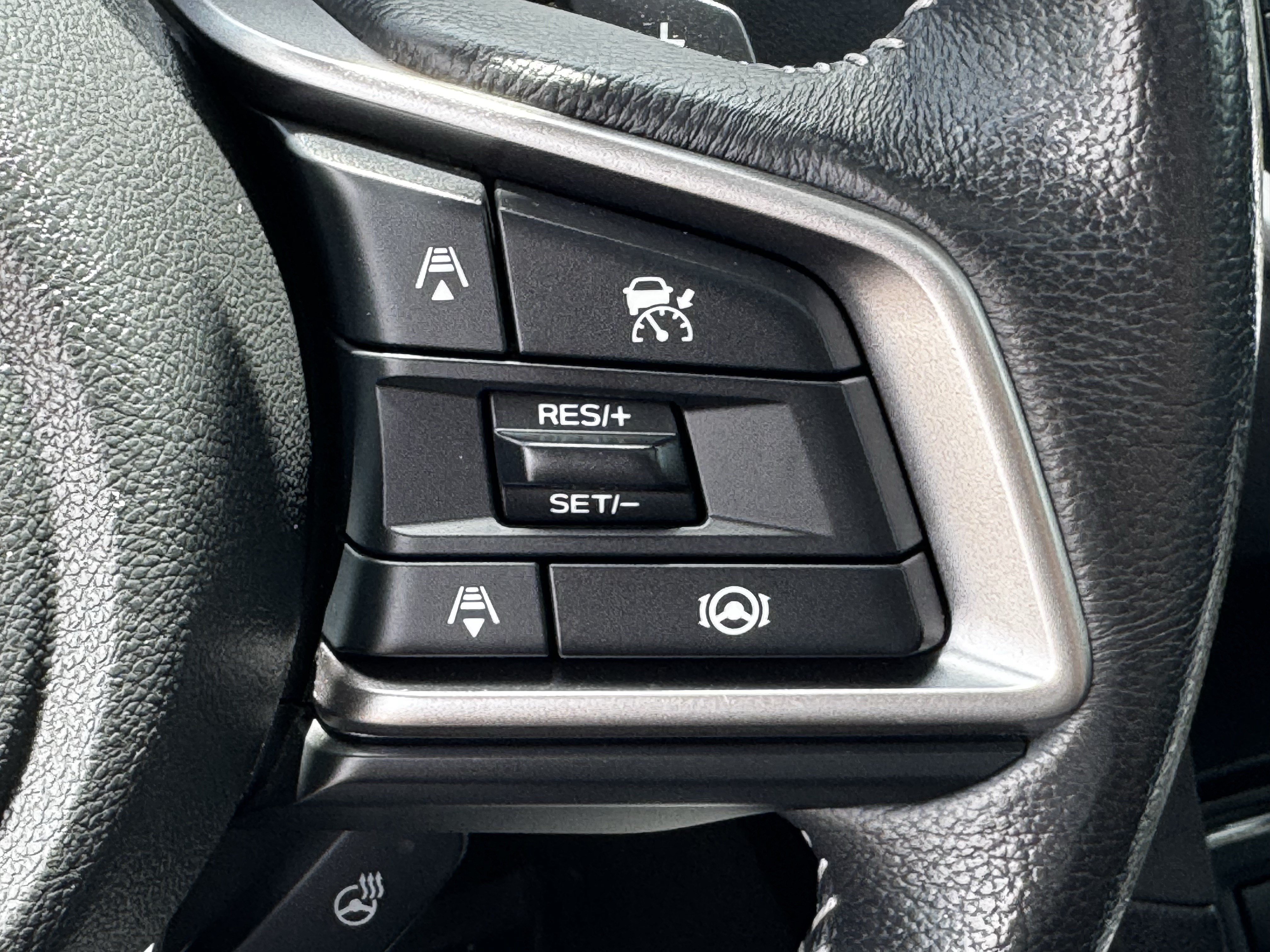 Used 2023 Subaru Ascent Limited w/ Technology Package AWD/4WD image 23