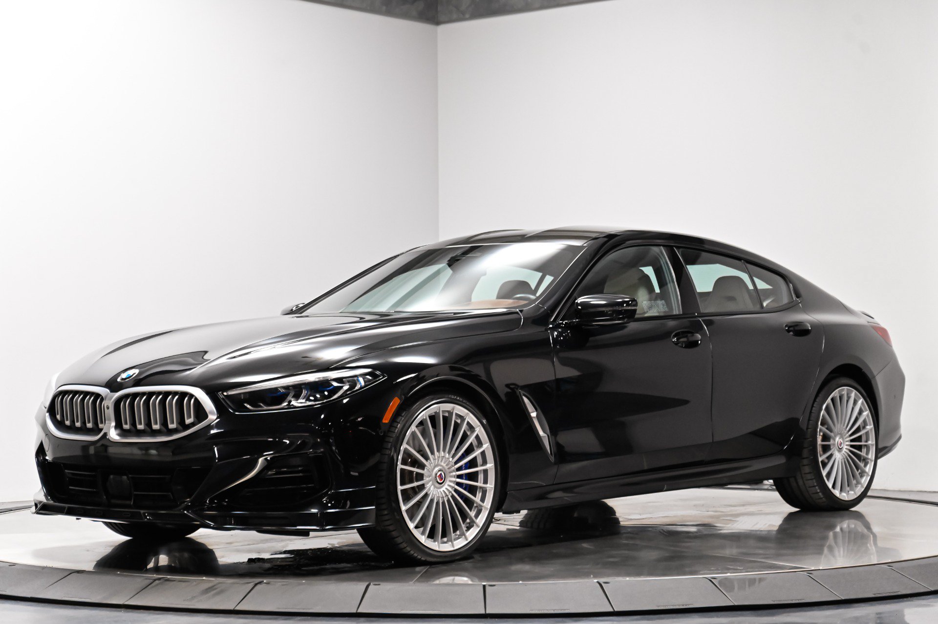 Used 2023 BMW ALPINA B8 xDrive Gran Coupe AWD/4WD image 2
