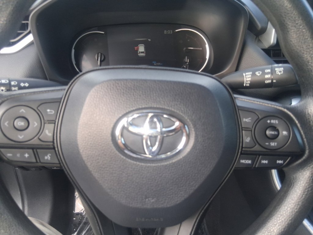 Used 2024 Toyota RAV4 LE AWD/4WD image 9
