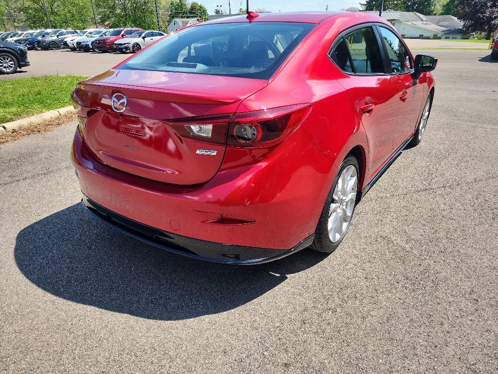 Used 2016 MAZDA MAZDA3 s Grand Touring w/ Technology Package FWD image 5
