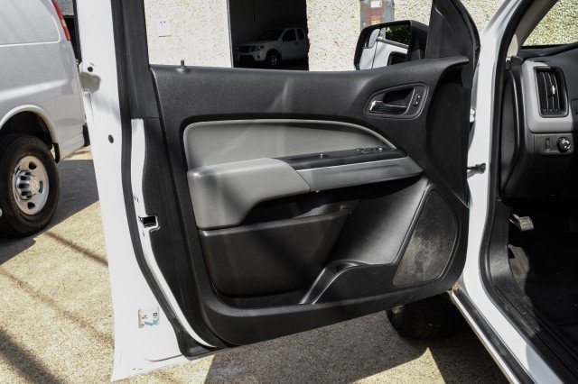 Used 2020 Chevrolet Colorado LT w/ Safety Package RWD image 34